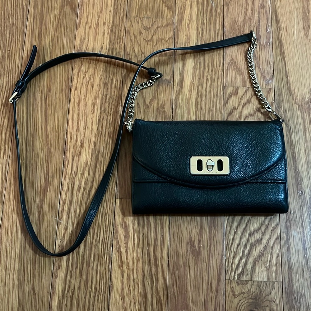 Michael Kors Karson leather organizing purse/wallet/clutch w/adjustable strap - Picture 3 of 16